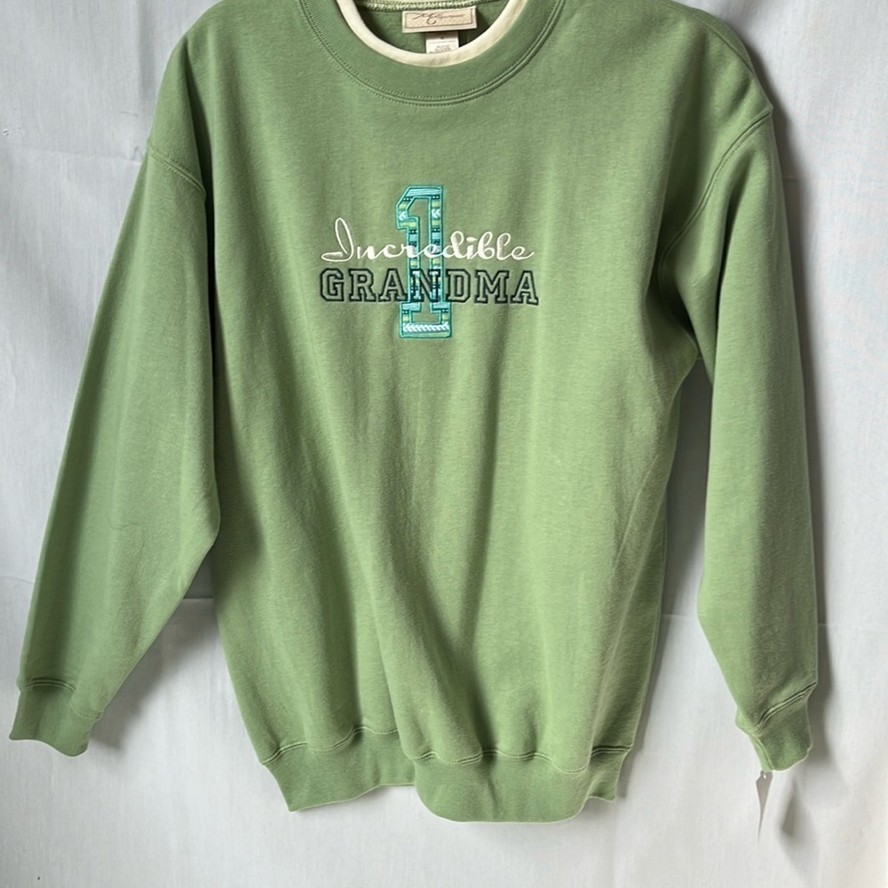 #1 Incredible Grandma Shirt